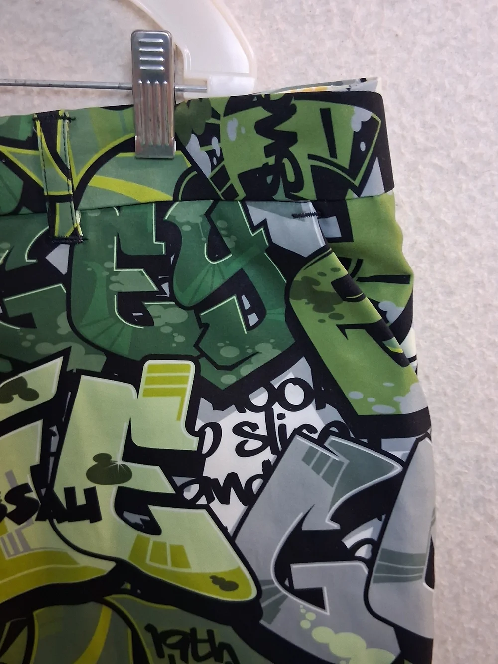 Loudmouth Mens 40 Waist Grafitti Abstract Streetwear Heritage Zip Up Golf Shorts
